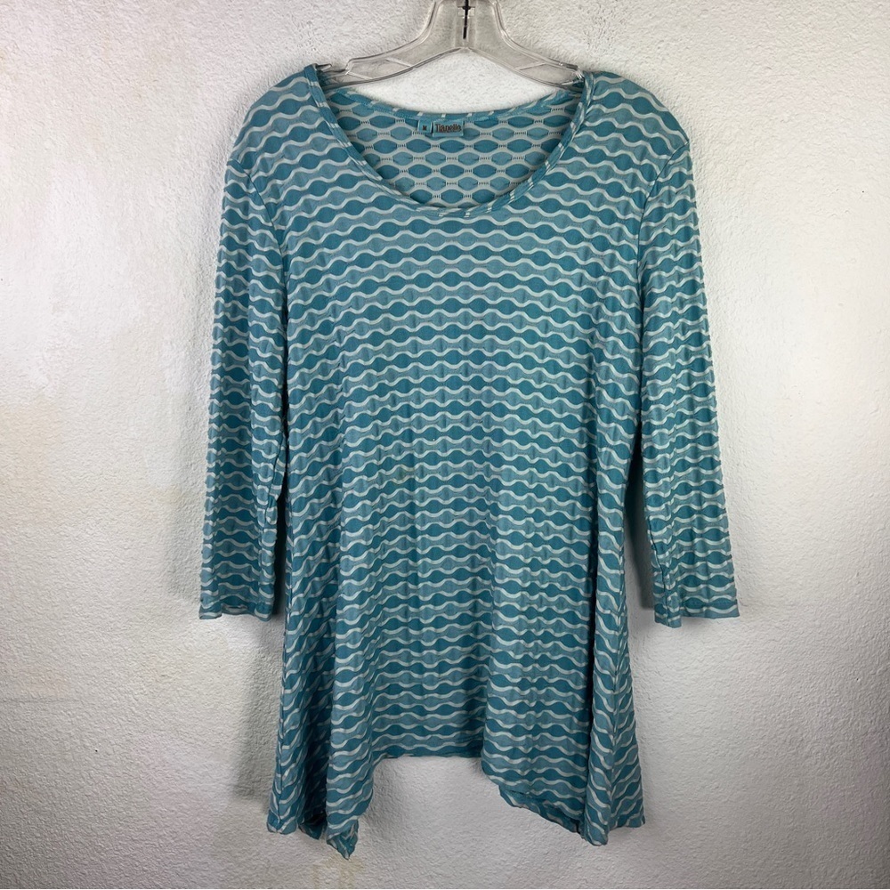 TIANELLO BY STEVE BARRAZA Turquoise & White shark bite tunic. ¾ sleeves